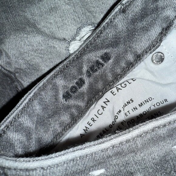 American Eagle Mom Jeans - Picture 3 of 4